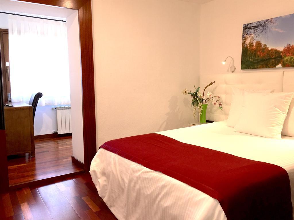 Hotel Del Lago Puigcerdà Dış mekan fotoğraf